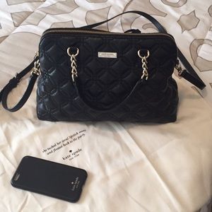 Kate Spade ♠️ quilted leather handbag. Sz medium.